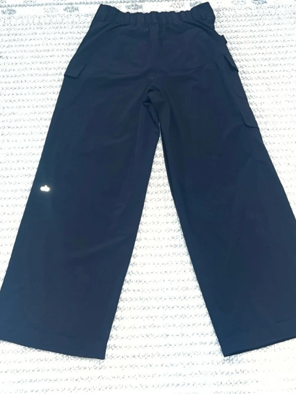 ALO YOGA Workwear Cargo Pant in Black